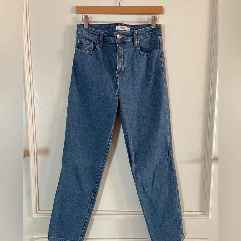 Fashion Nova high waist stretchy jeans.